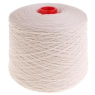 220. 100% Lambswool Yarn - White 25